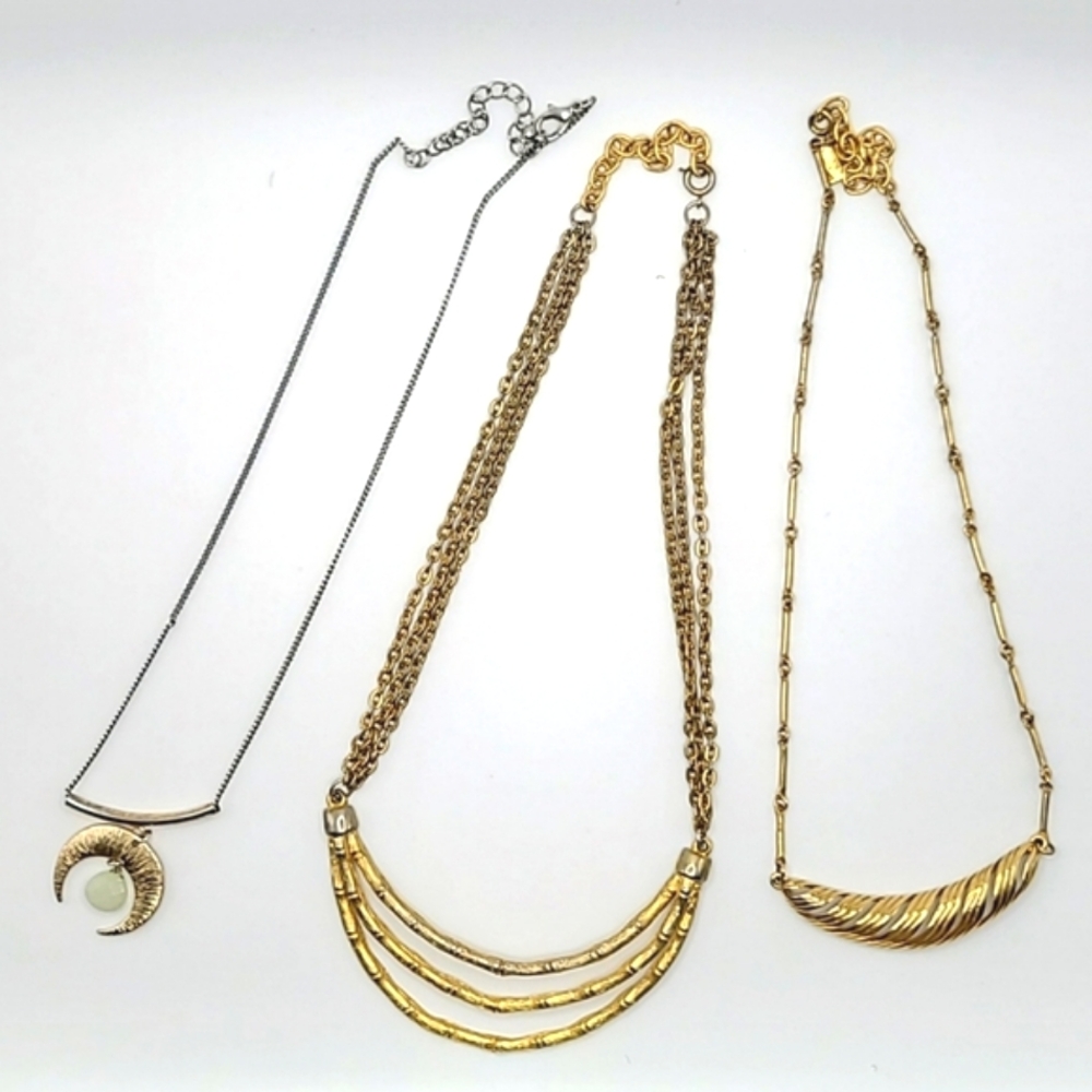 🌟Vintage Goldtone Crescent  Necklace Set🌟